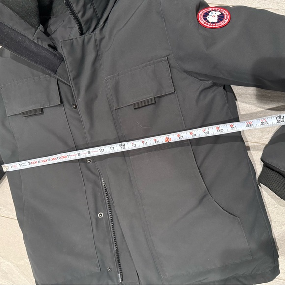 MENS CANADA GOOSE FORESTER 5816M BLACK GRAY DOWN COAT SIZE MEDIUM PRE OWNED - Picture 2 of 8
